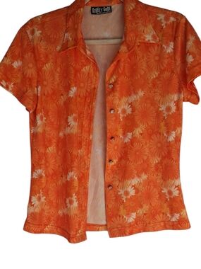 90s street code daisy button down